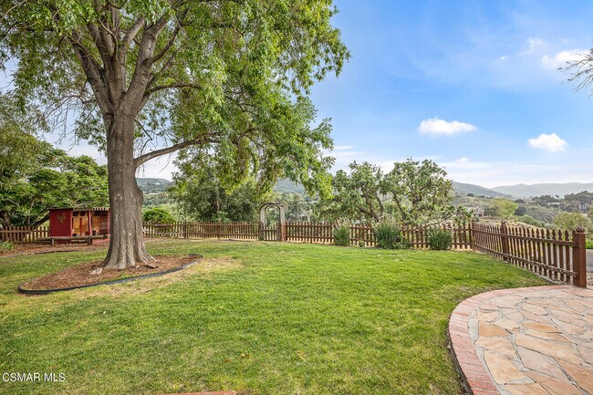 Building Photo - 167 Rimrock Rd