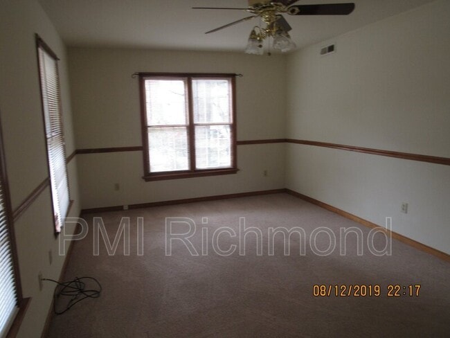 Building Photo - 10325 Ridgerun Rd