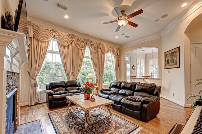 Building Photo - 6331 W Mystic Meadow