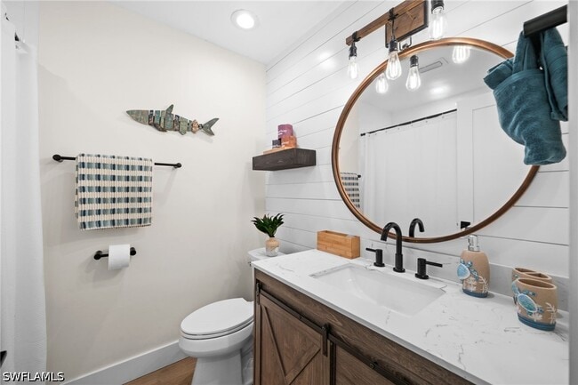 Building Photo - 738 95th Ave N