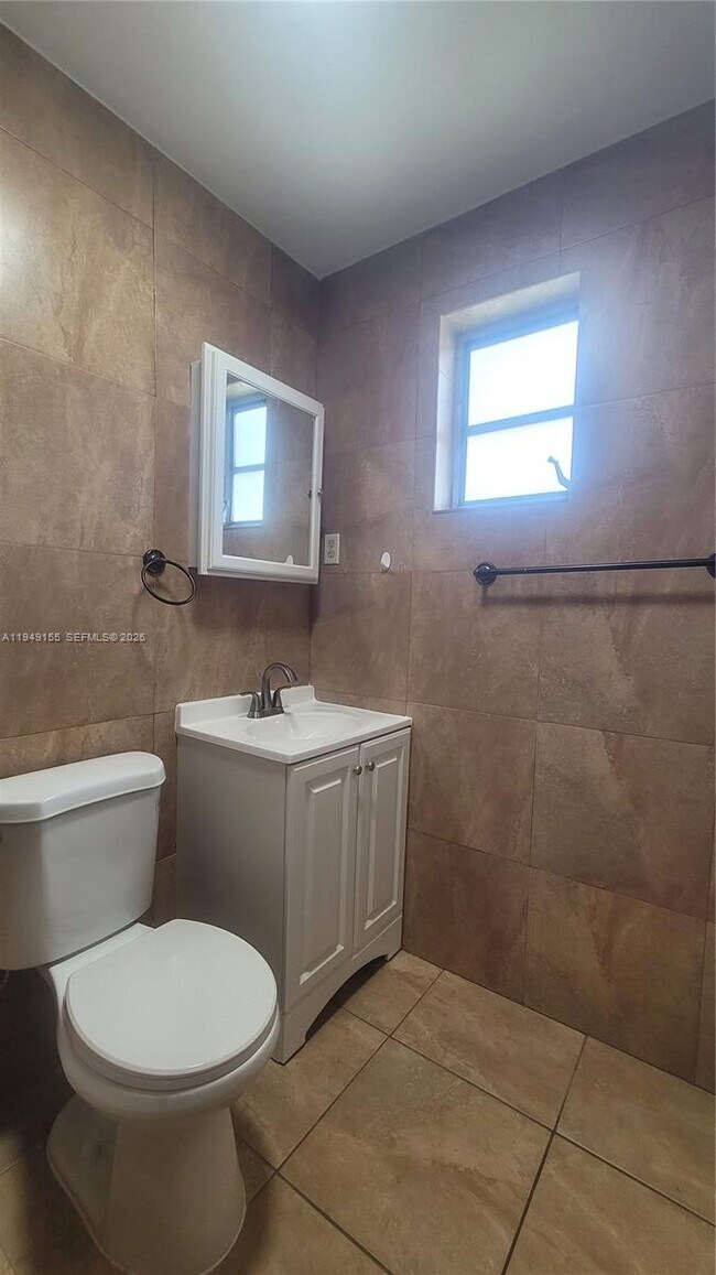 Building Photo - 567 NW 90th St