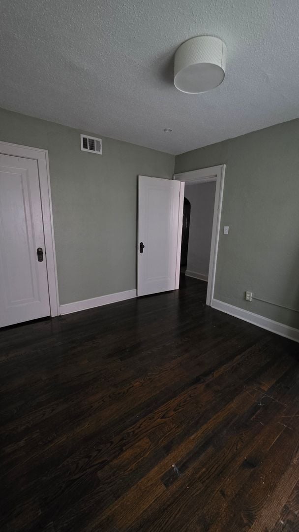 Building Photo - Beautifully Designed 2BR|1BA | Coming Soon!