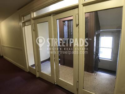 Building Photo - 1 bedroom in Boston MA 02215