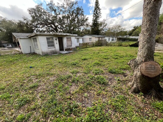 Building Photo - Fully Renovated 3 Bedroom Home