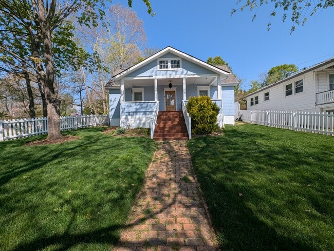 Primary Photo - 24 Woodrow Ave