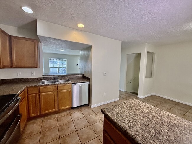 Building Photo - 4709 S Falkirk Dr