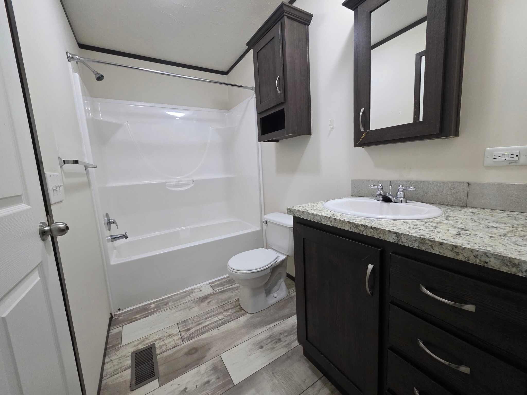 Building Photo - 154 Whippoorwill Ln