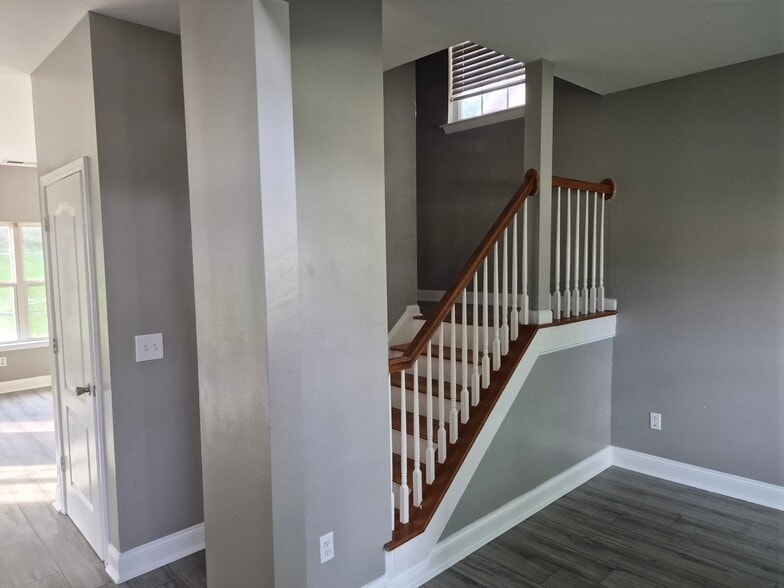Building Photo - 3914 Spearmint Ln NW