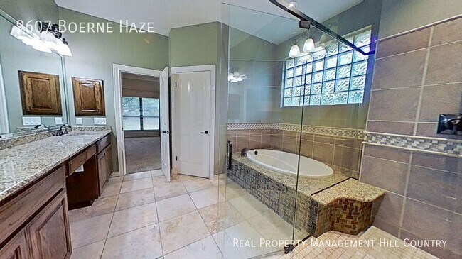 Building Photo - 9607 Boerne Haze