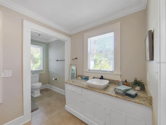 Building Photo - 614 8th St N