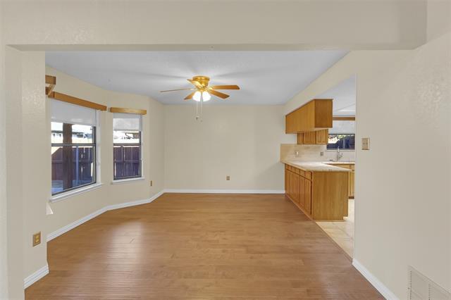 Building Photo - 6300 Aires Dr