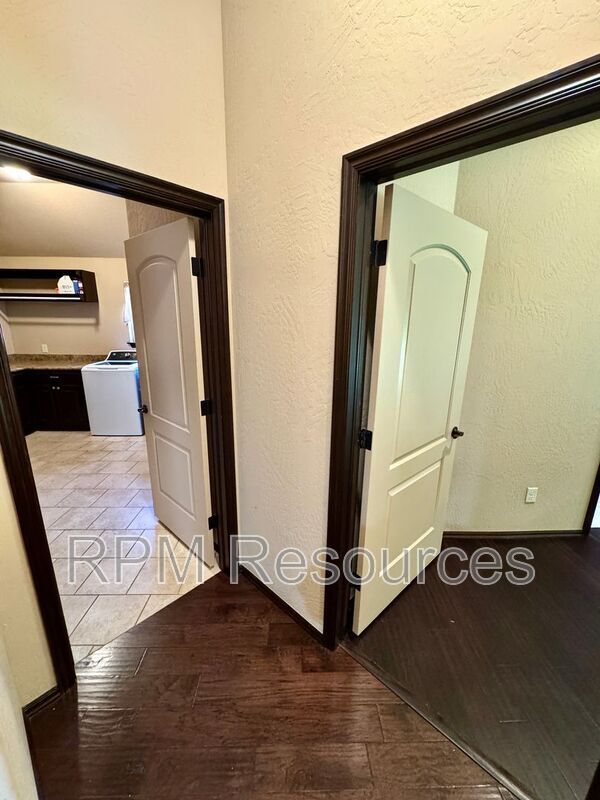 Building Photo - 3121 SW 136th Terrace