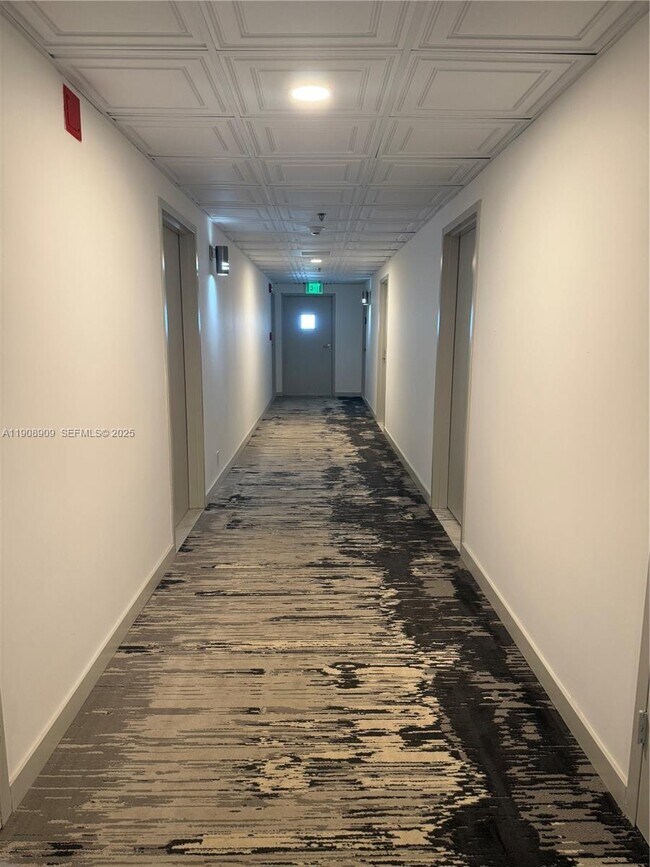 Building Photo - 9511 Collins Ave