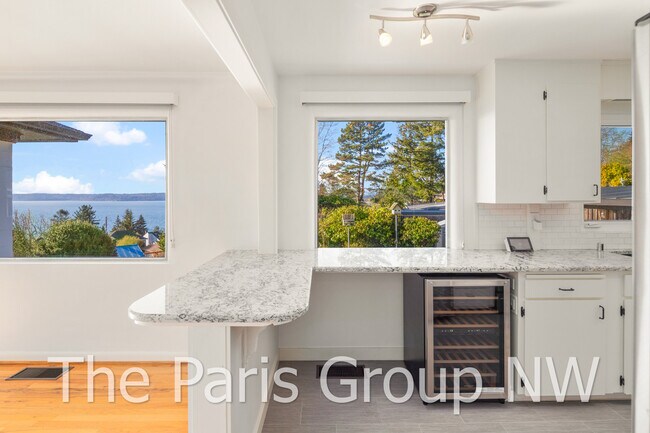 Building Photo - 12009 26th Ave SW