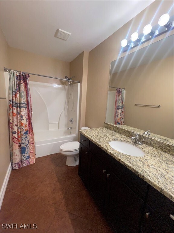 Building Photo - 2427 Ashbury Cir
