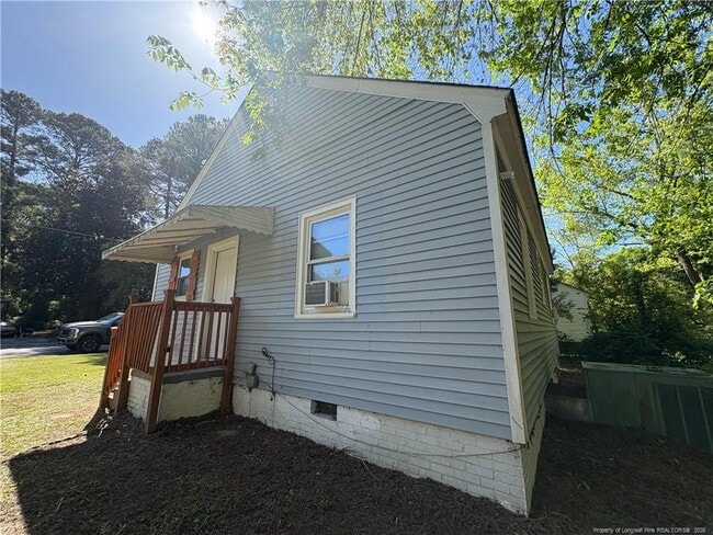 Building Photo - 1207 West Dr