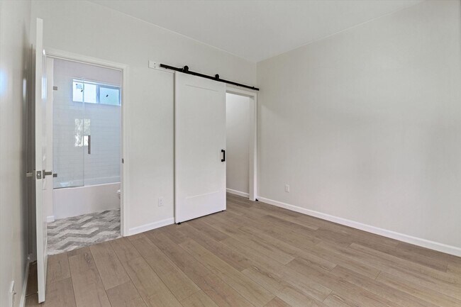 Building Photo - RENT DROP & 50% Off 1st Mo.! New 1 Bed + Flex Rm & 2 Bath ADU – Agoura Hills | 800 Sq Ft