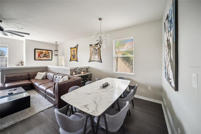 Building Photo - 3760 Parkridge Cir