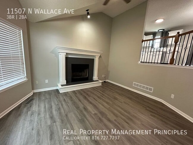 Building Photo - 11507 N Wallace Ave