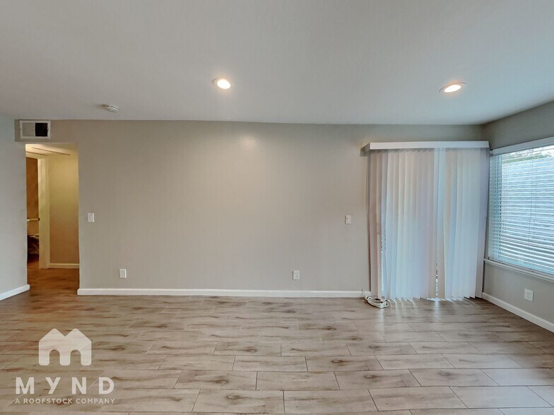 Building Photo - 2522 T St