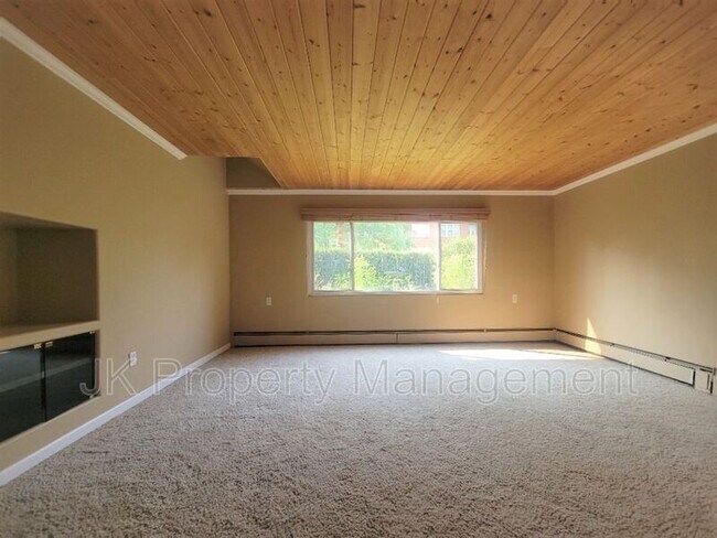 Building Photo - 1305 2nd Ave N