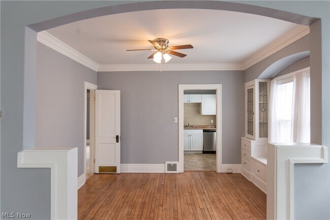 Building Photo - 2169 Olive Ave