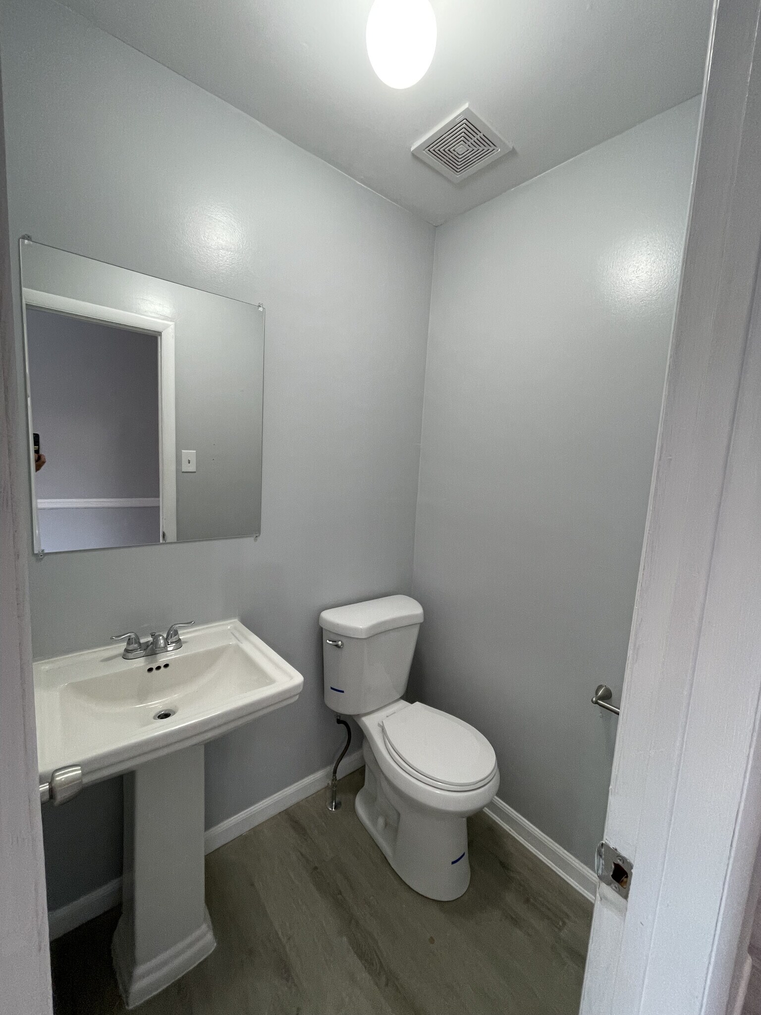 Building Photo - 2205 Walnut Ridge Est