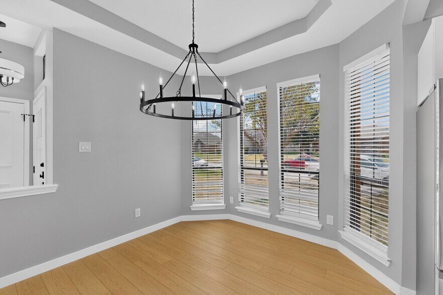 Building Photo - 2522 Larkspur Ln
