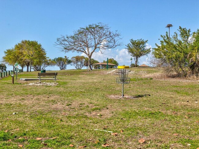 Building Photo - 5002 W Idaho St