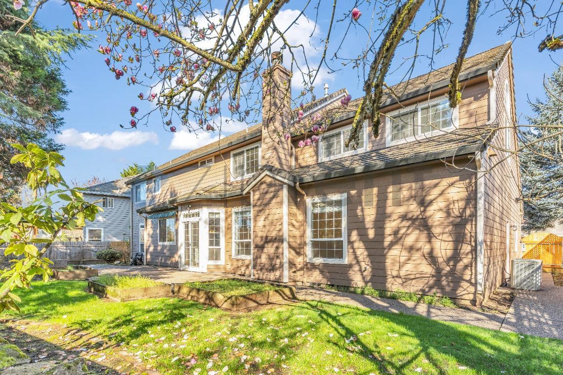 Building Photo - 17615 SE 35th St