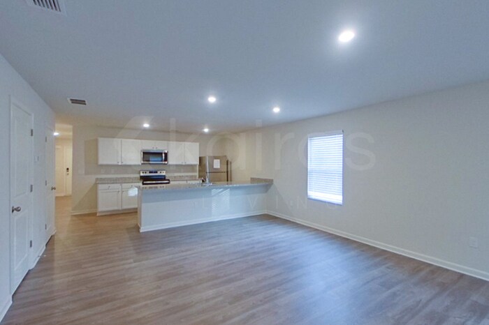 Building Photo - 316 Ironwood Ct