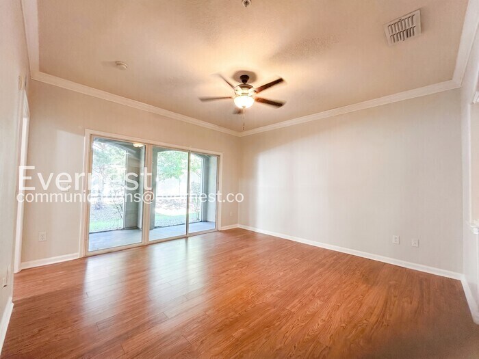 Building Photo - 8290 Gate Pkwy W