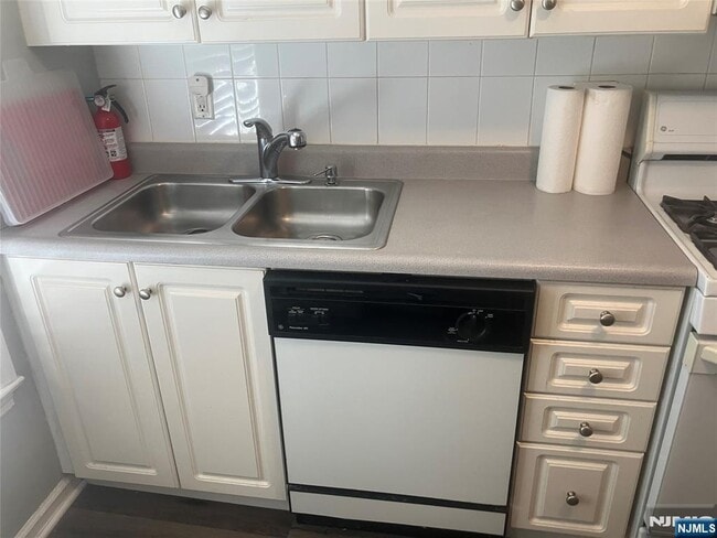 Building Photo - 245 Passaic Ave