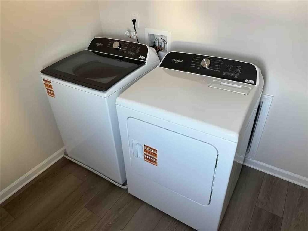 Building Photo - 1063 Sope Crk Cir