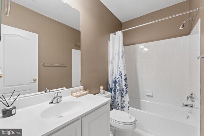 Building Photo - 12810 Falcon Wood Pl