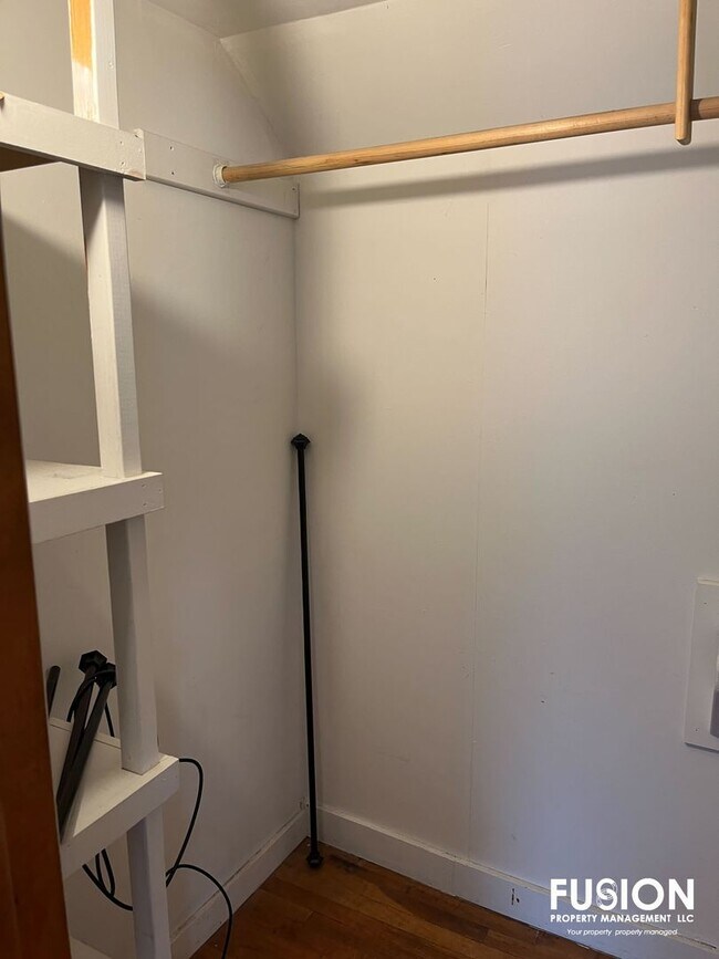 Building Photo - 61 Front St