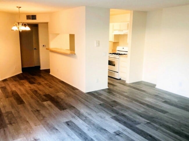 Interior Photo - Palm Terrace