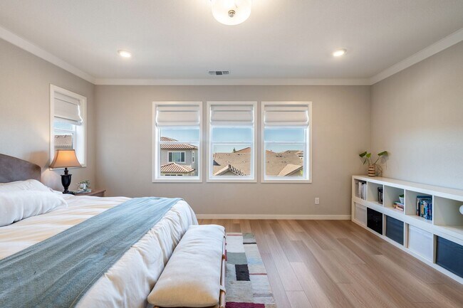 Building Photo - 4623 Flagstaff Dr