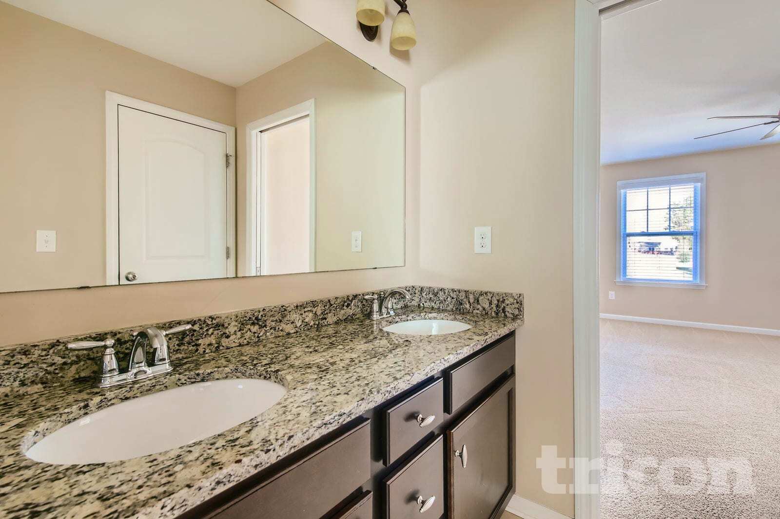 Building Photo - 2102 Eddie Massey Ln