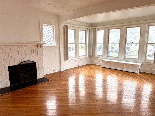 Building Photo - 4623 Arcadia Ln