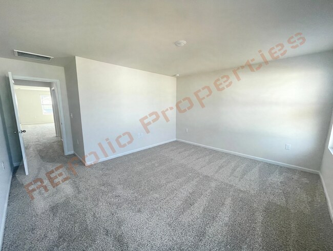 Building Photo - 127 Tourmaline Hl Dr