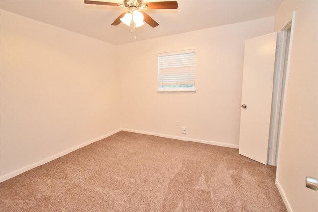 Building Photo - 14039 Eagle Pass St