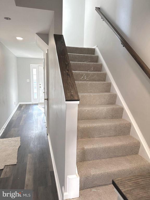 Building Photo - 45514 Cambers Trail Terrace