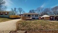 Building Photo - Newly renovated 3 bed 1 bath house