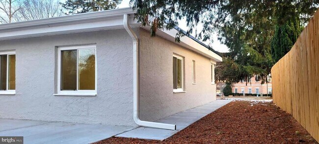 Building Photo - 602 Paxon Hollow Rd