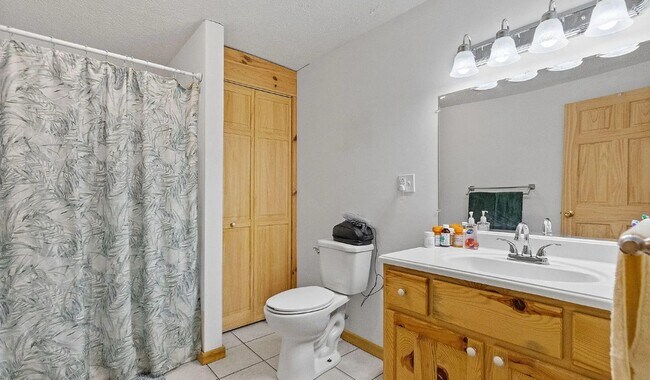 Building Photo - 3117 Noland Dr