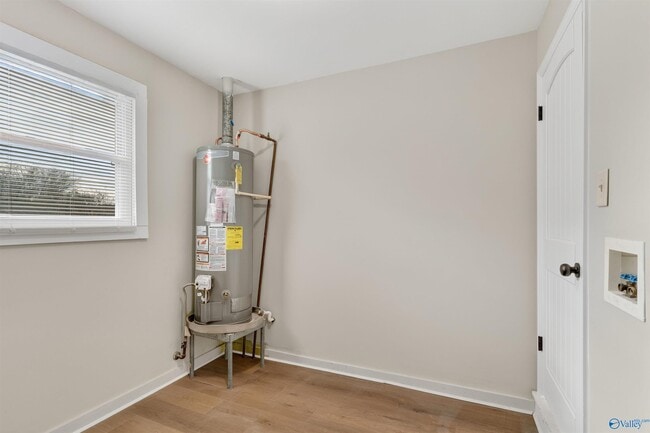 Building Photo - 1601 Armstrong St NW