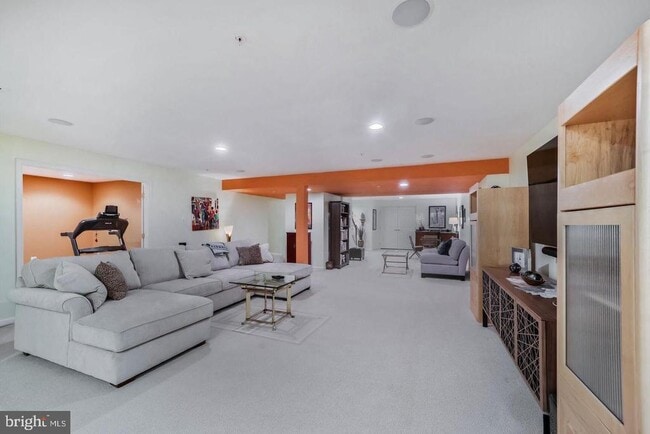 Building Photo - 2157 Vittoria Ct