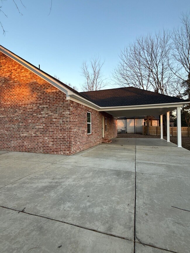 Building Photo - 41 Wooten Ave