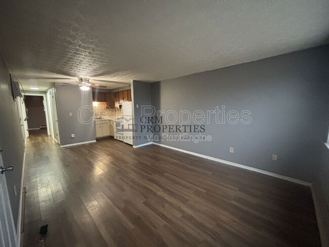 Building Photo - 1330 S Jay St